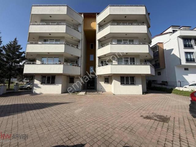 İzmit, Kocaeli içerisinde kiralık mülk
