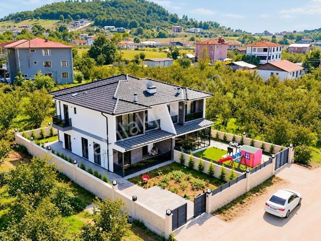 Demetevler Mahallesi, Düzce Merkez içerisinde kiralık Villa