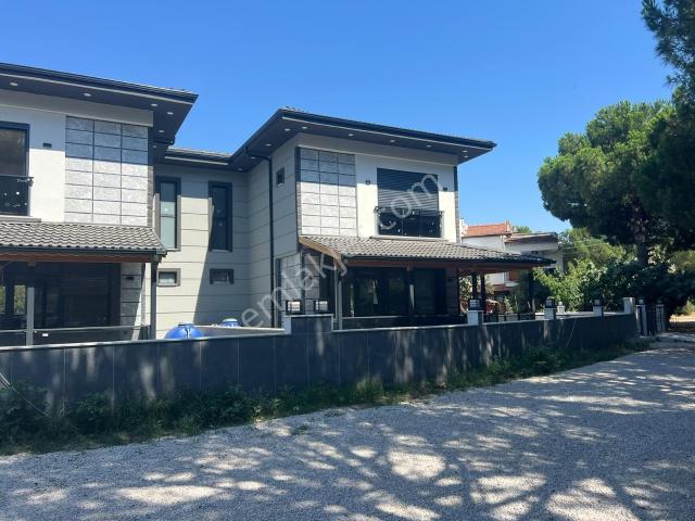 Ayvalik, Balikesir içerisinde satılık Villa