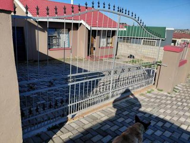 House for sale in KwaDwesi, Nelson Mandela Bay Metropolitan Municipality