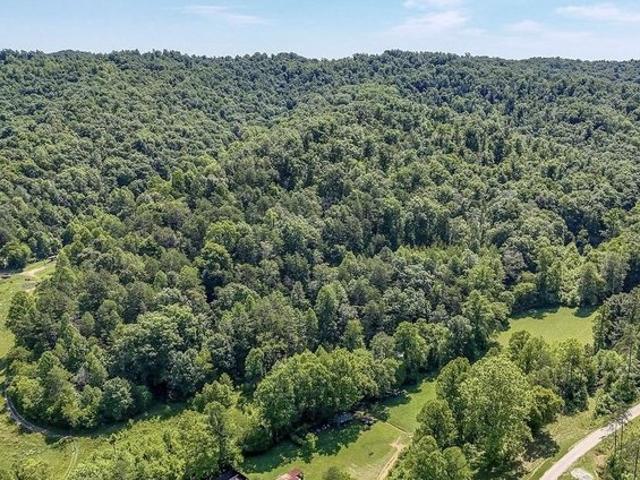 Land for sale in Elliott, Kentucky