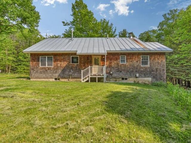 House for sale in Maine