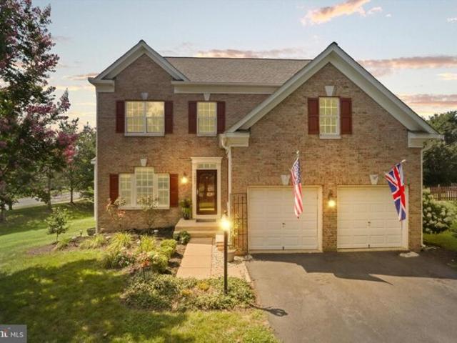House for sale in Bristow