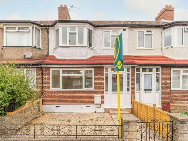 House for rent in London Borough of Croydon, Greater London