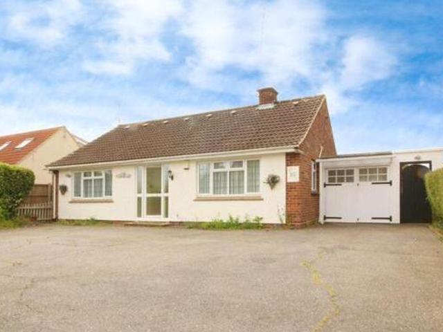 House for sale in Chipping Hill, Essex