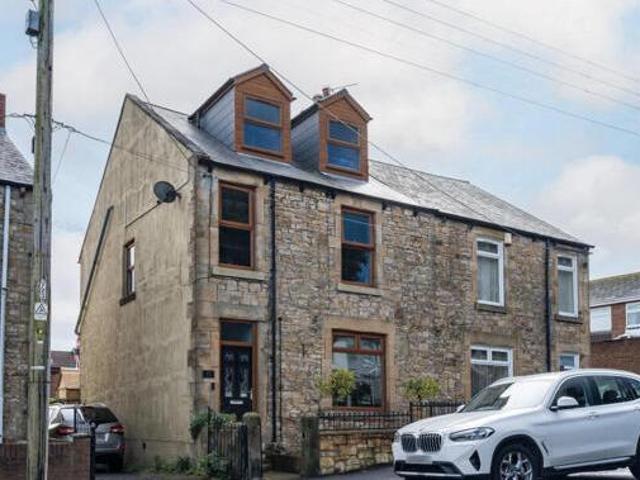 House for sale in Stanley