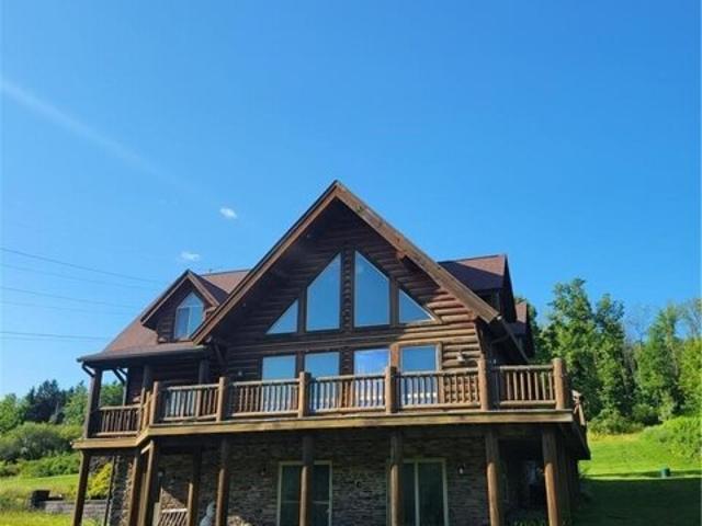 House for sale in Cortland