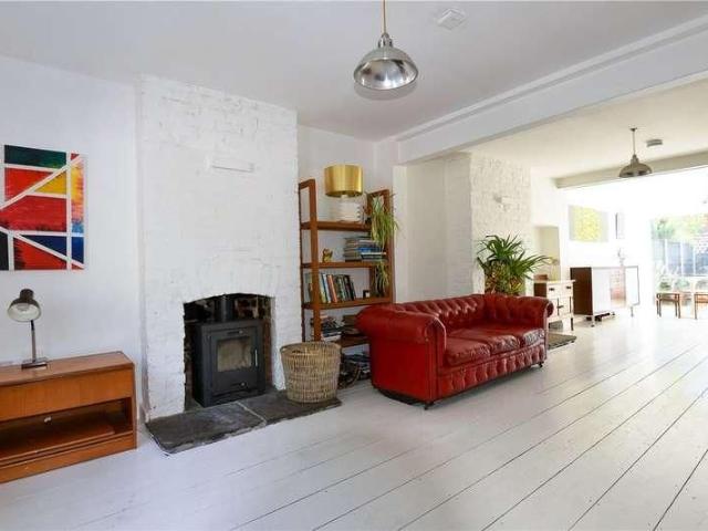 House for rent in Pilford, Furzehill