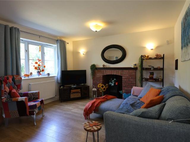 Apartment for rent in Bromsberrow Heath, Gloucestershire