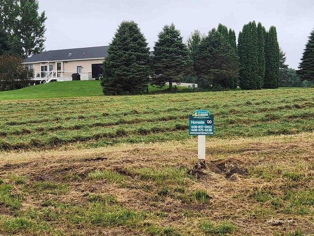 Land for sale in Sun Prairie, Wisconsin
