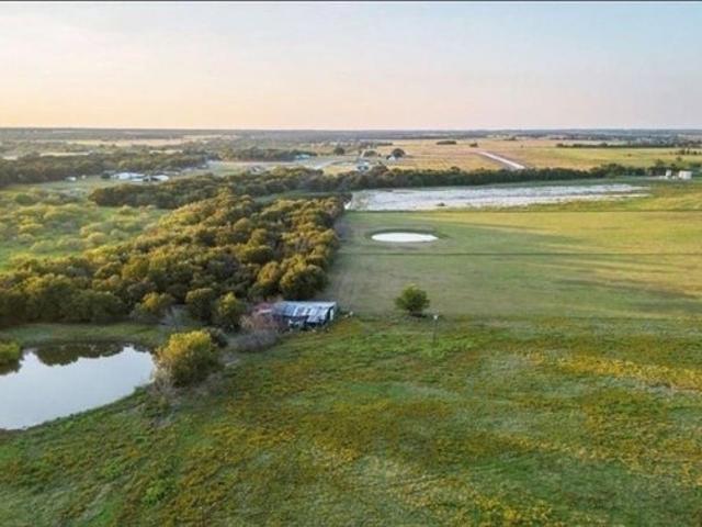 Land for sale in Elm Mott, Texas