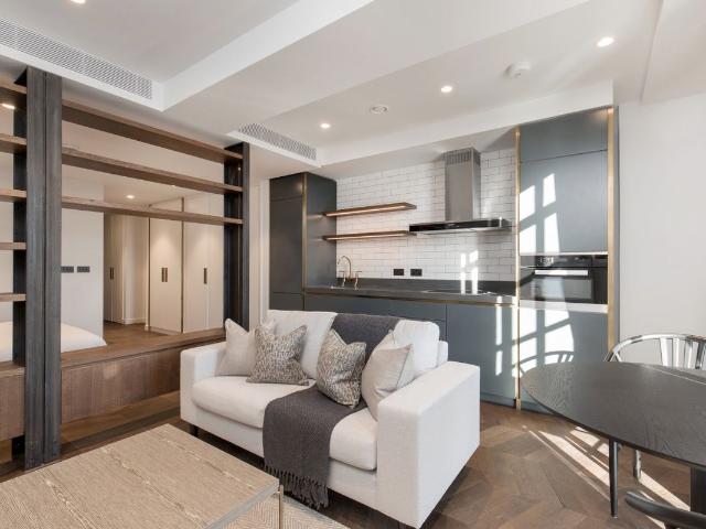 Studio for rent in Nine Elms, Greater London