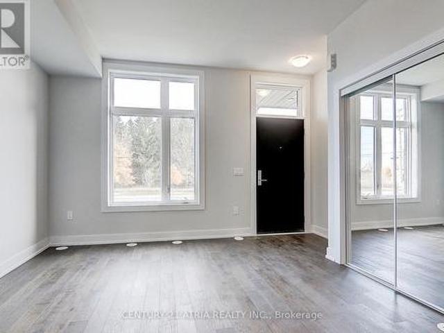 Townhouse for rent in Vaughan, Golden Horseshoe