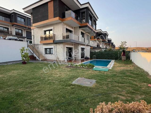 Seferihisar, İzmir içerisinde kiralık Villa