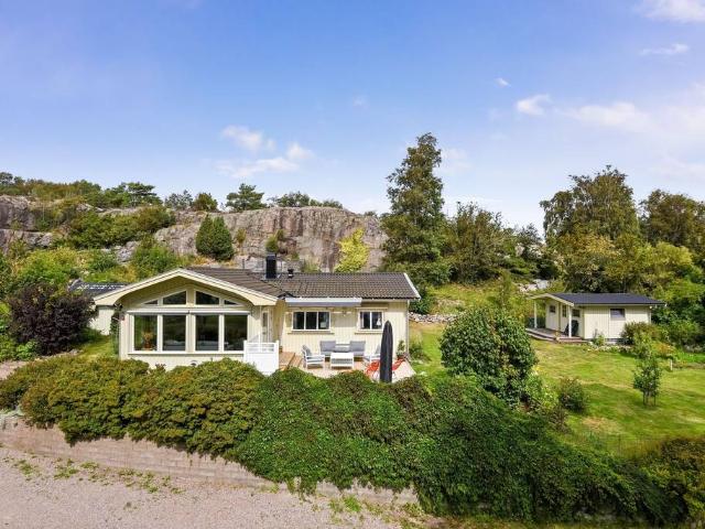 Hus till salu i Tanum, Västra Götaland