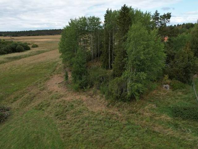 Tomt till salu i Uppsala