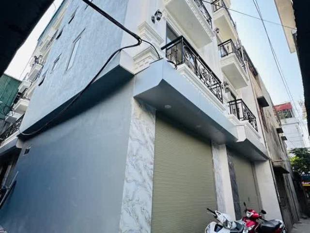 Nhà bán tại Hoàn Kiếm, Hà Nội