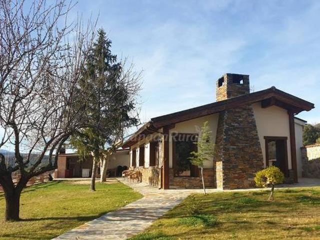 Casa en alquiler en Burgohondo, Castilla y León