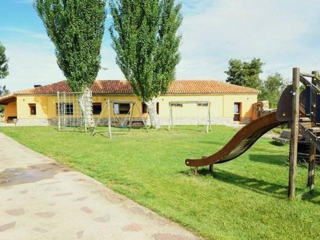 Casa en alquiler en Noviercas, Castilla y León