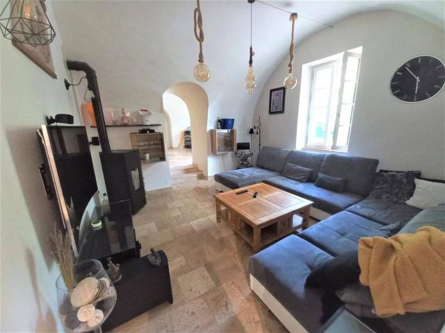Maison location à Adana, La Barben
