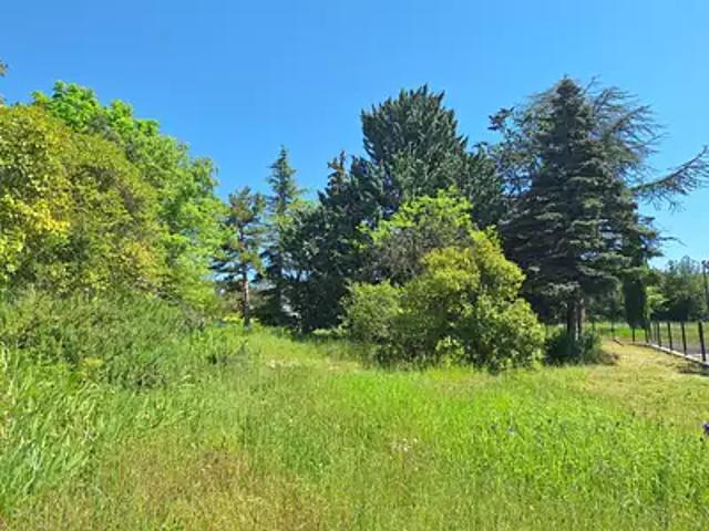 Terrain vente à Apt, La Bastide-des-jourdans