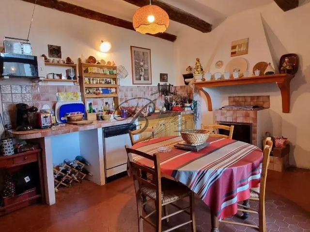 Maison vente à Apt, La Bastide-des-jourdans