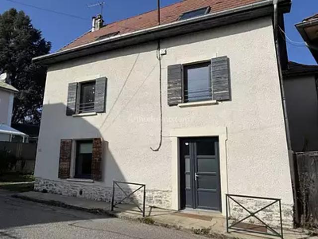 Maison location à La Tour-du-Pin, La Bâtie-montgascon
