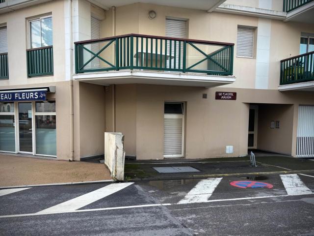 Garage vente à Saint-Nazaire, La Baule-escoublac