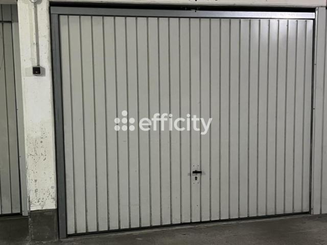 Garage vente à Saint-Nazaire, La Baule-escoublac