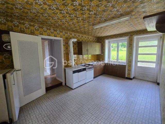 Maison vente à Mayenne, La Bazoge-montpinçon