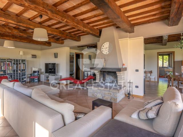 Casa in vendita a Izzalini, Umbria