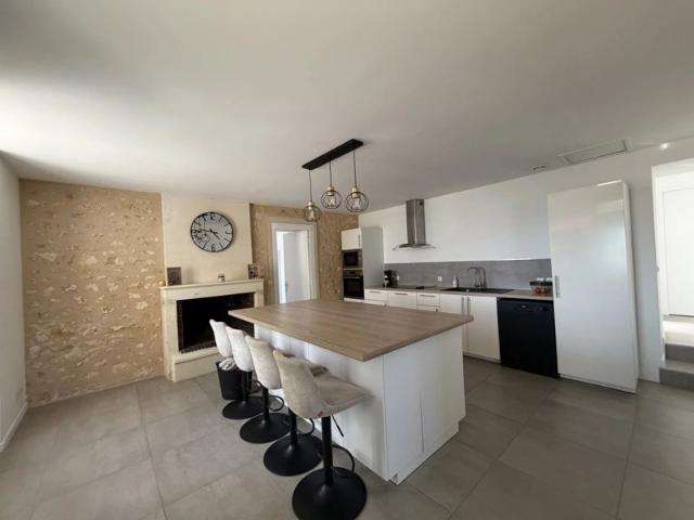 Maison vente à Jonzac, Saint-bonnet-sur-gironde
