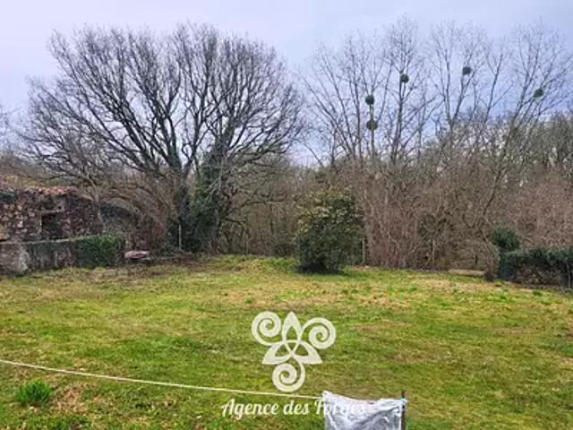 Terrain vente à Les Fruches, La Boissière-de-Montaigu