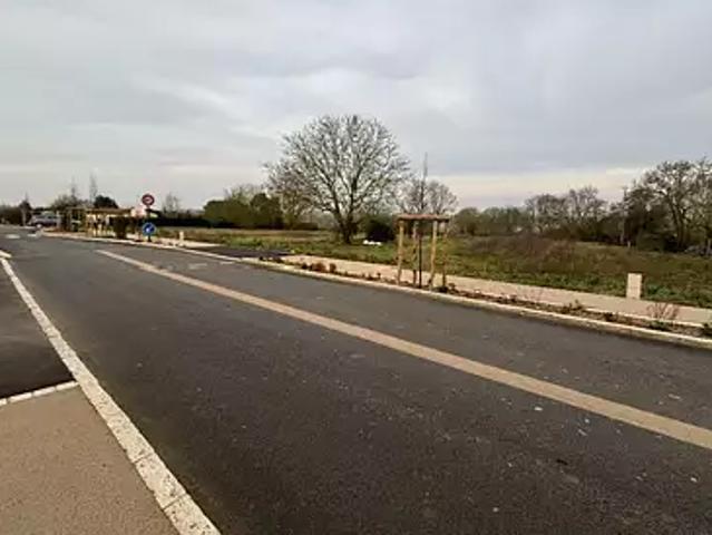 Terrain vente à Fontenay-le-Comte, La Bretonnière