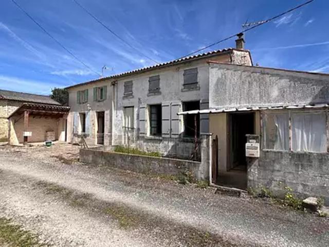 Maison vente à Saint-Jean-d'Angély, La Brousse