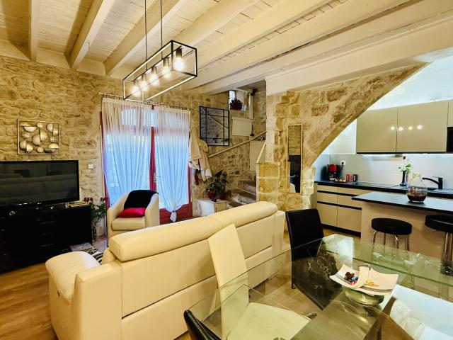 Maison vente à Nîmes, La Calmette