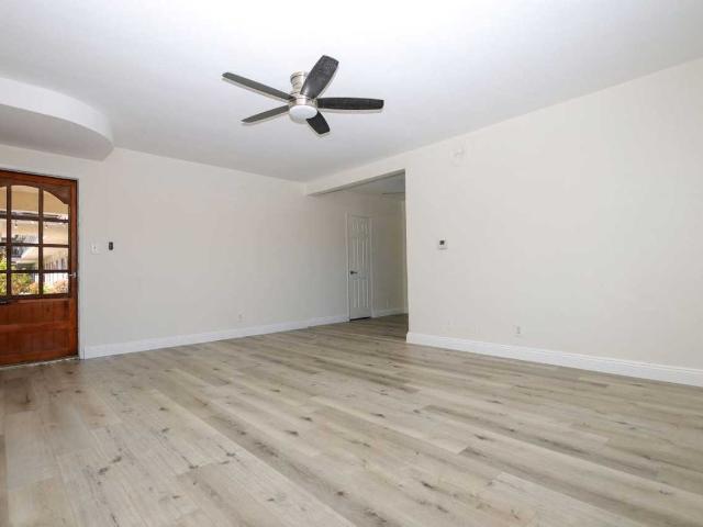 Apartment for rent in Costa Mesa, California