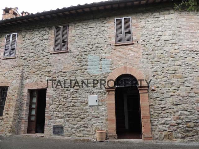 Casa in vendita a Piegaro, Umbria