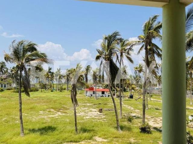 LA CASA DE ANDRES GARCIA EN LAS PLAYAS DE ACAPULCO ESTA A LA VENTA Y A UN PRECIO DE OPORTUNIDAD 4