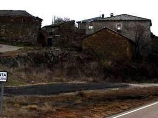Casa en alquiler en Asturianos, Castilla y León