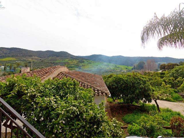 Chalet en venta en Guadalteba, Andalucía