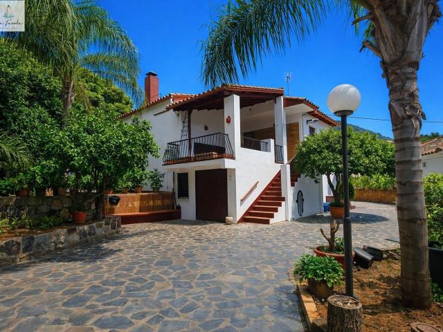 Chalet en venta en Guadalteba, Andalucía