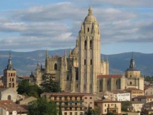 Casa en alquiler en Santo Tomé Del Puerto, Castilla y León