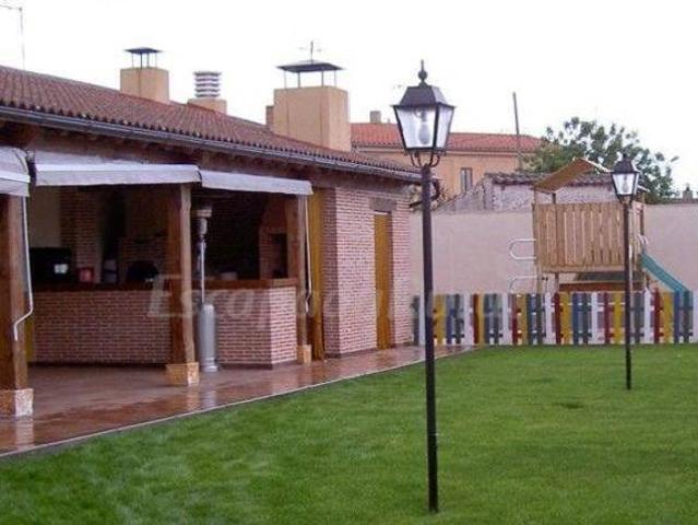 Casa en alquiler en Codorniz