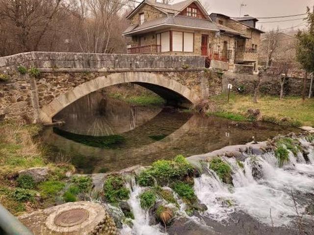 Casa en alquiler en Trefacio, Castilla y León