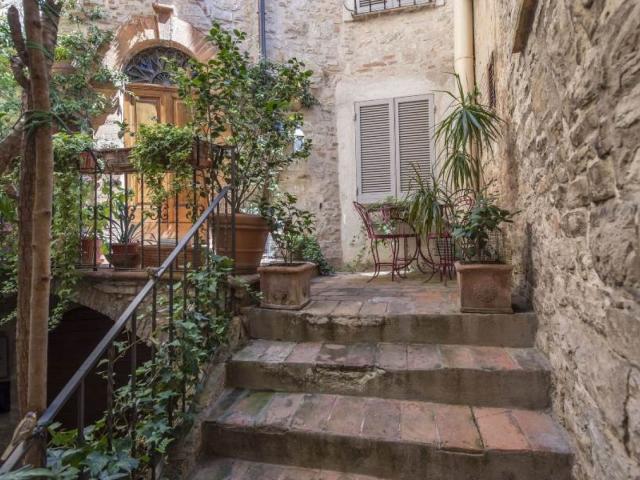 Appartamento in affitto a Izzalini, Umbria