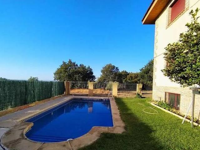 Casa en alquiler en Candeleda, Castilla y León