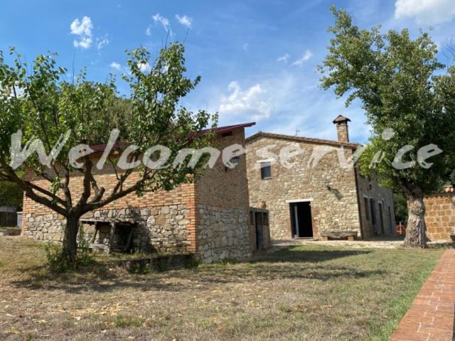 Villa Indipendente in affitto a Izzalini, Umbria
