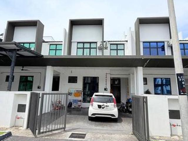 Terraced House for sale in Lunas, Kulim