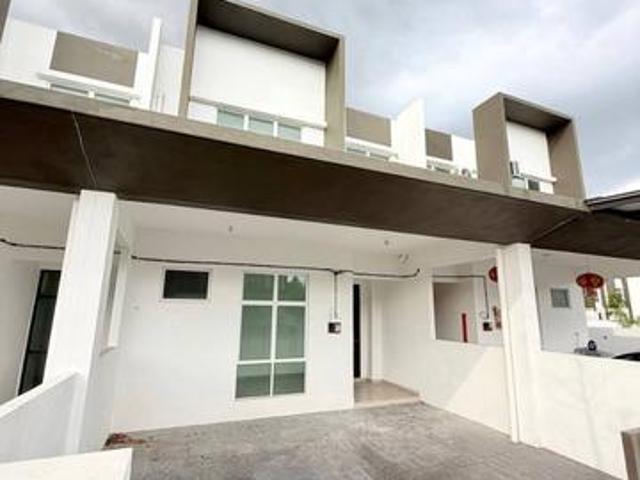 Terraced House for sale in Lunas, Kulim
